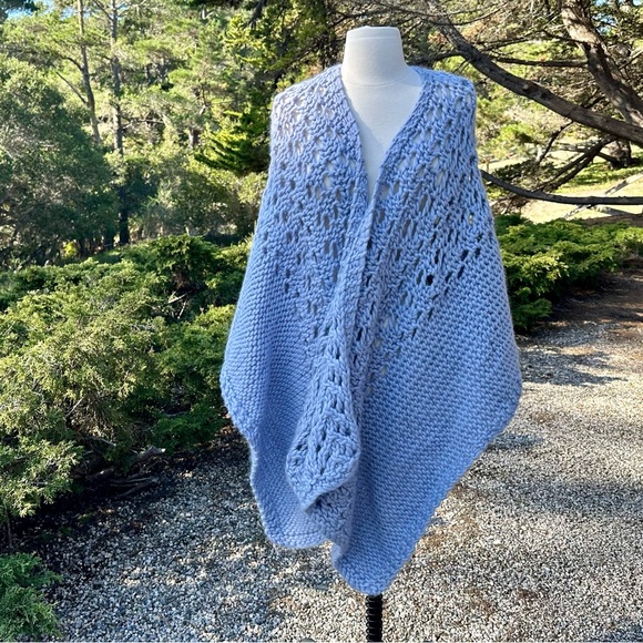 Handmade Knit Shawl - Picture 9 of 9